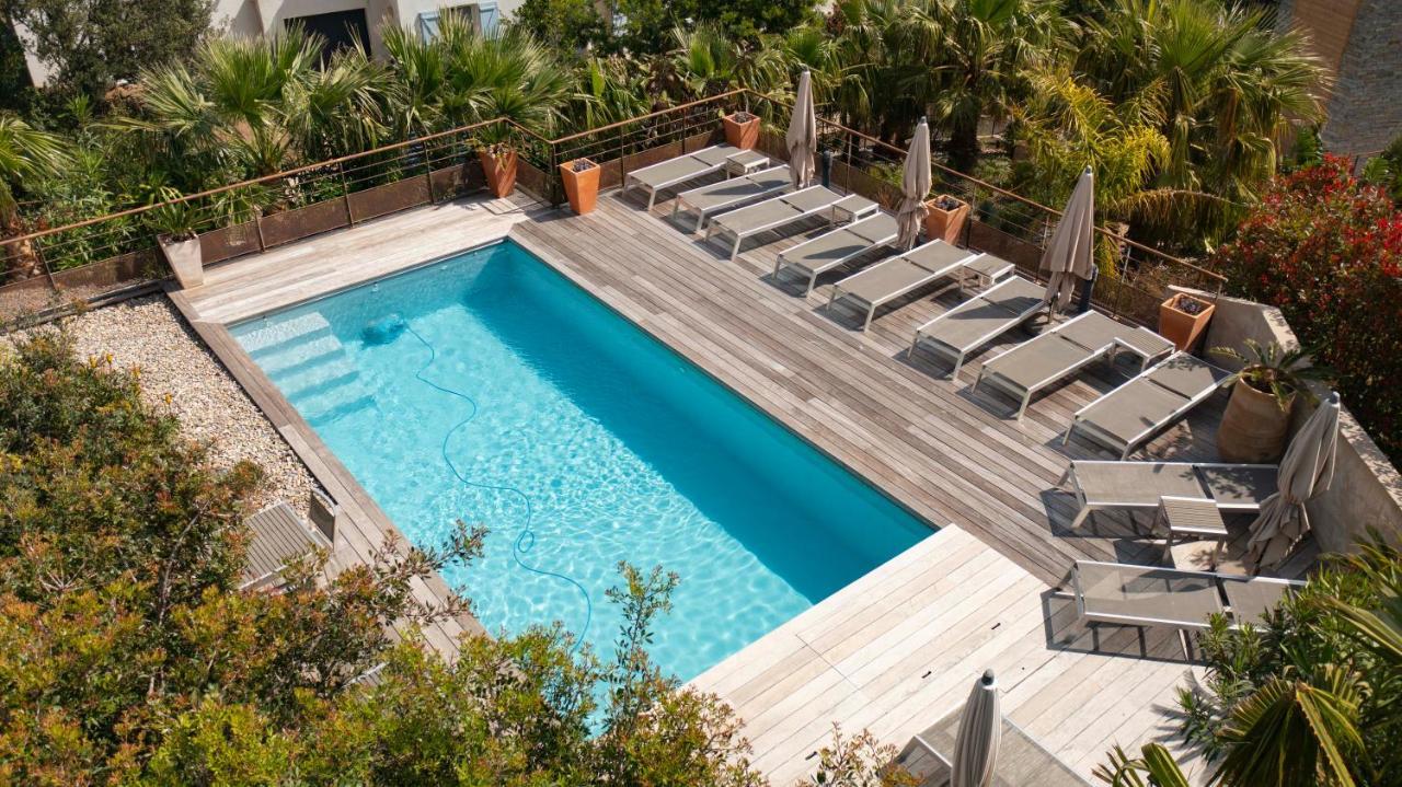 Suites In Erbalunga Ербалунґа Екстер'єр фото