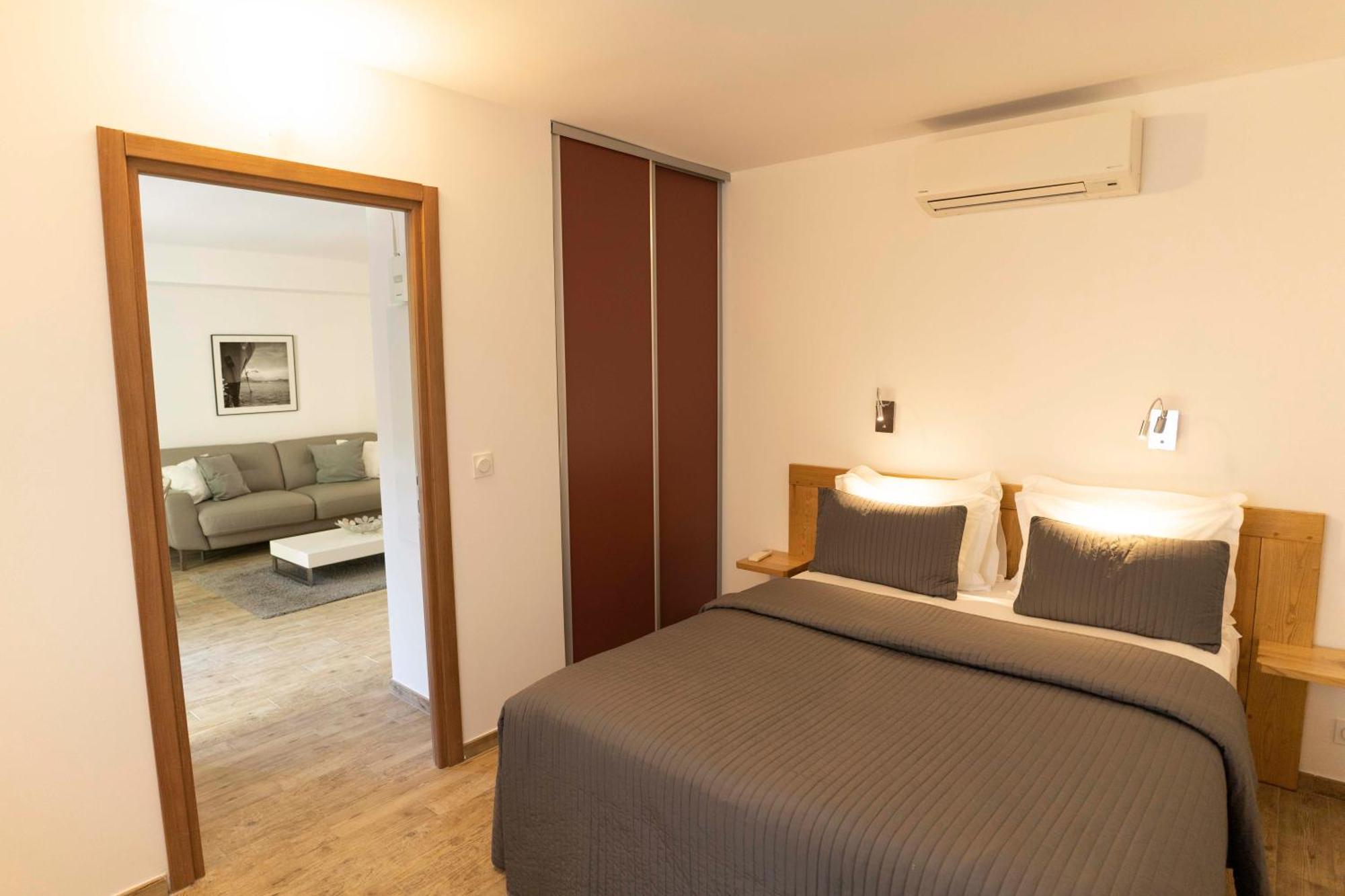 Suites In Erbalunga Ербалунґа Номер фото