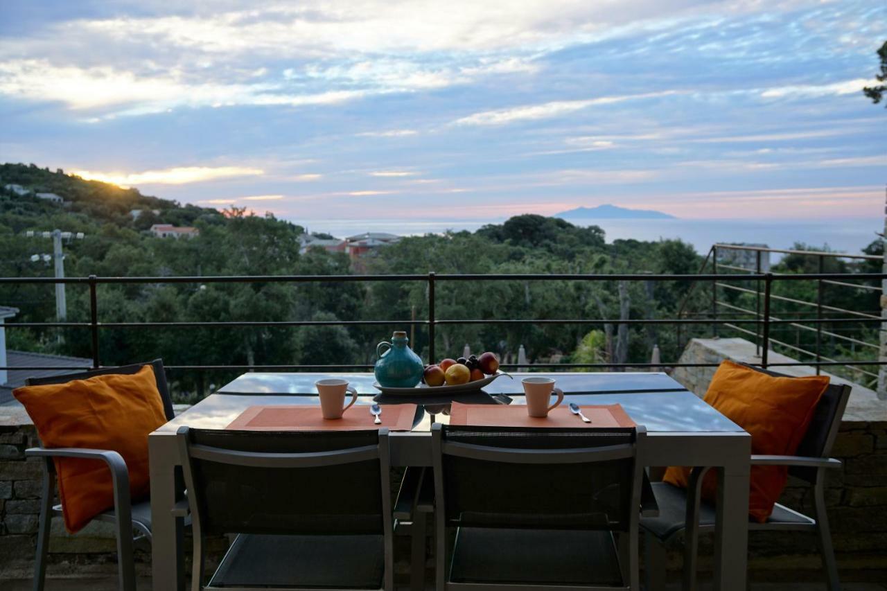 Suites In Erbalunga Ербалунґа Екстер'єр фото